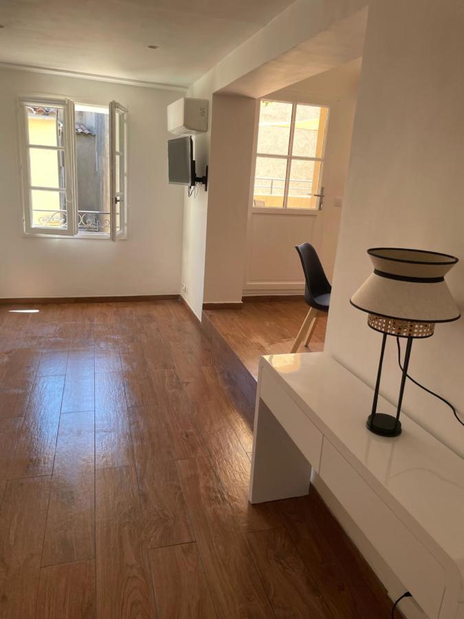 Saint-Tropez Centre - Grand Studio Avec Terrasse Exterior photo